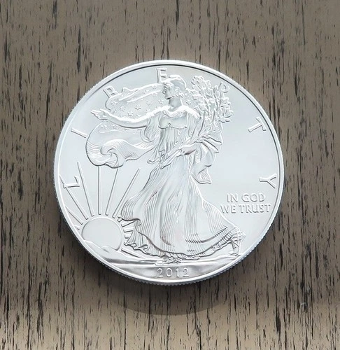 2012 - AMERICAN EAGLE - One Dollar - .999 1oz Fine Silver