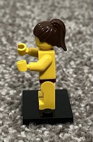 LEGO Princess Leia Minifigure - 4480 Jabba's Palace (Crack On Front Of Torso)
