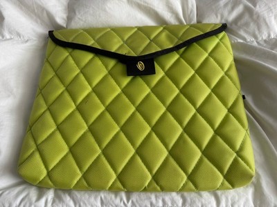 Timbuk2 Quilted Laptop Sleeve Green Computer Case  Bag 15 '' X 12