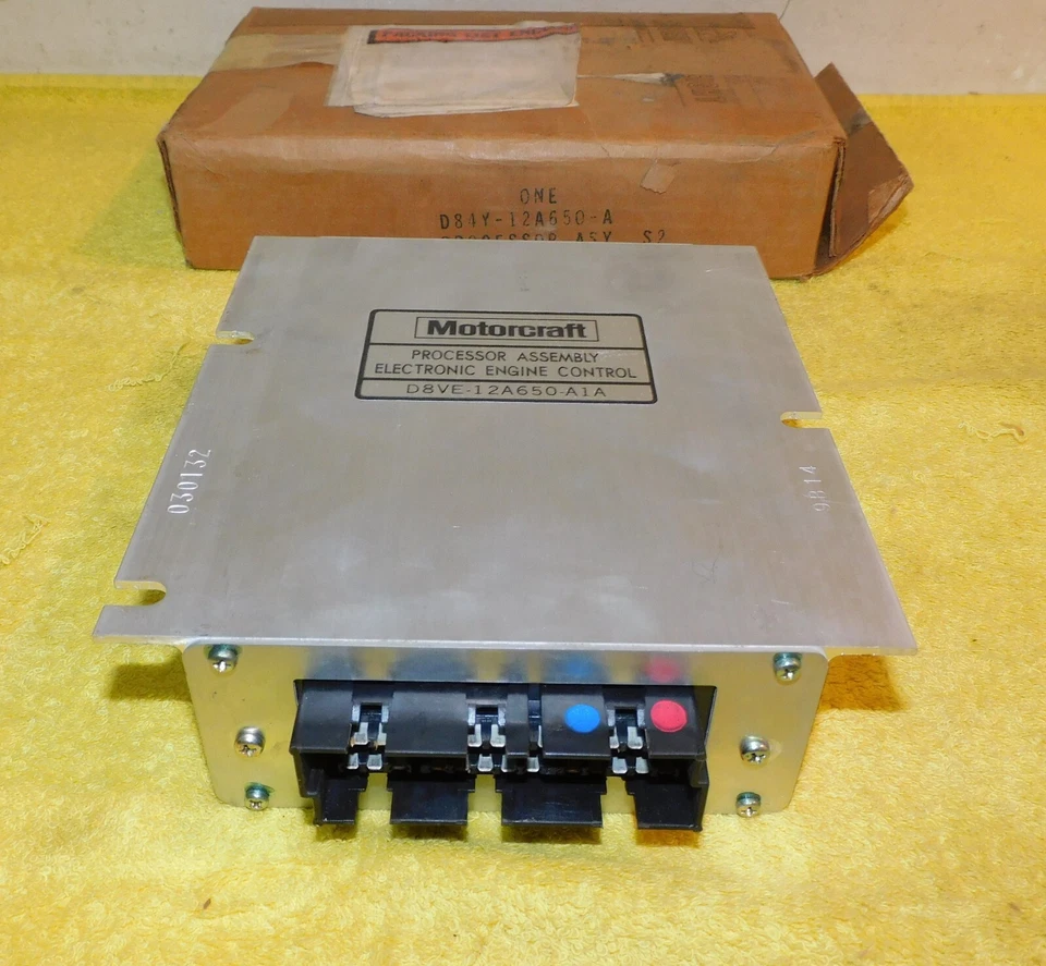 1978 1979 Lincoln Versailles NOS 302 EEC ENGINE ELECTRONIC CONTROL PROCESSOR - Image 4 of 4