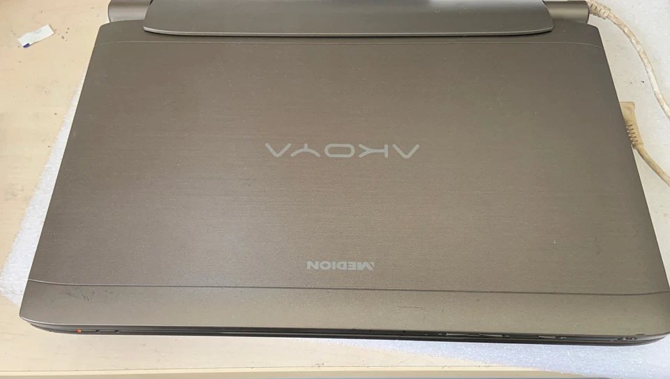 MEDION P2002 11,6” TUCH N2940 1,83GHZ 4GB 120GB - Immagine 3 di 3