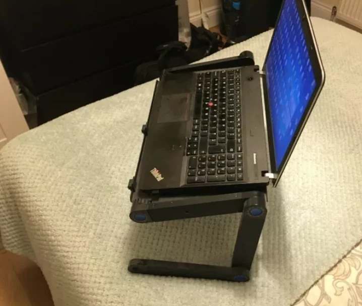 laptop stand adjustable still in great condition, Used Stand