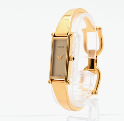 Vintage [N MINT] GUCCI 1500L Gold Dial Rectangle 12mm Qz Ladies Watch JAPAN