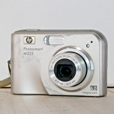 HP PhotoSmart M525 6MP Digicam Digital Camera...