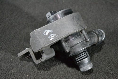 BMW 5er E61 E60 525d Wasserpumpe Zusatzwasserpumpe 50018904 (108)