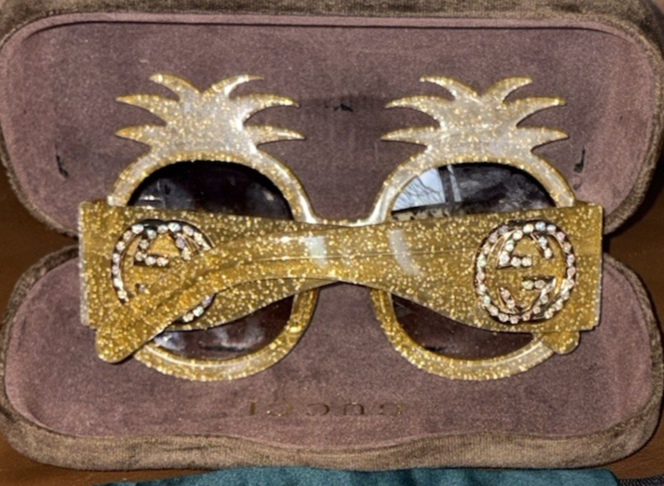 PRE-OWNED GUCCI HOLLYWOOD OVERSIZED GOLD CRYSTAL PINEAPPLE