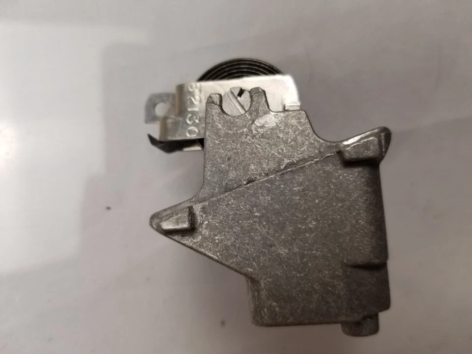 OEM GM 17052651 Choke remoto 6 cilindros 4,1 L 250 camión, Blazer, Nova, Malibu 1975-76 Foto 4 de 4