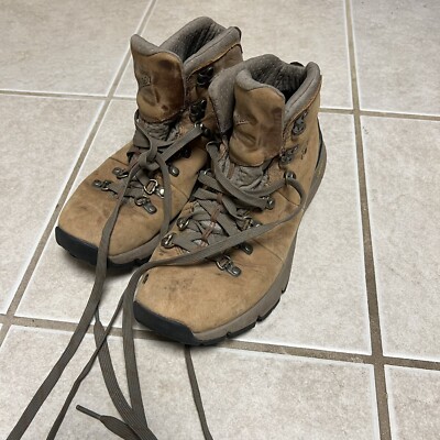 Danner WOMEN'S MOUNTAIN 600 4.5'' RICH BROWN  7 Ladies Hiking Boot