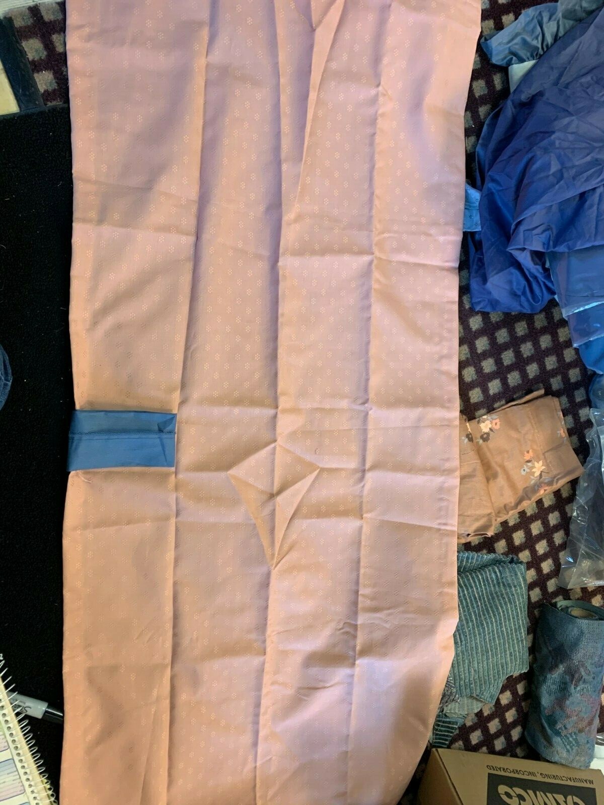 Picture 1 of 1