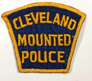 obsolete collectible patch Cleveland Police (Ohio) Mounted Police Shoulder 