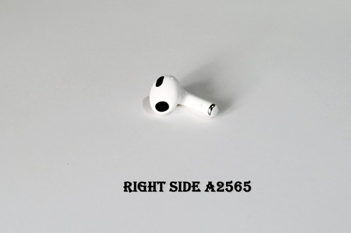 Original Apple AirPods 3RD GENERATION ( RIGHT SIDE ONLY ) A2565 Good Condition