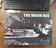 *NEW***THE MOON BUS from 2001 Space Odyssey sealed plastic kit 2010 Moebius