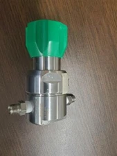 SWAGELOK KPR1ELA415A20000 STAINLESS STEEL PR REGULATOR LP 50psi