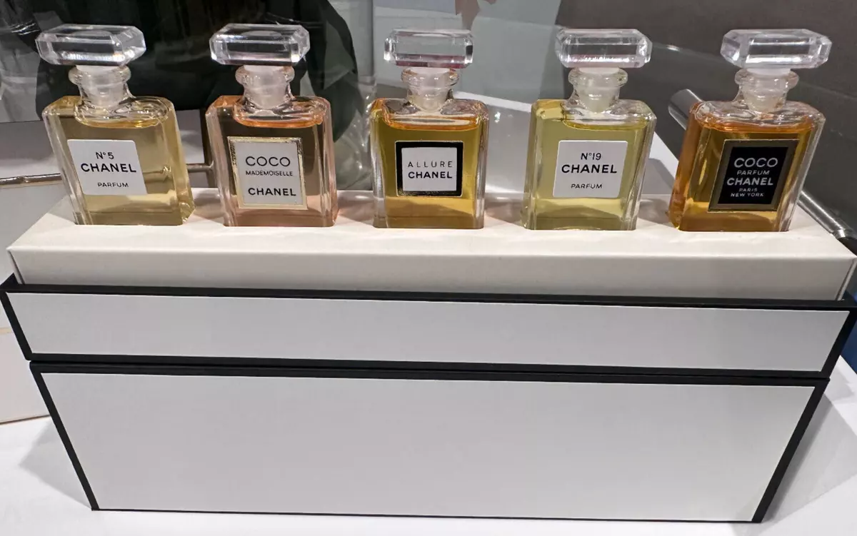 Set of Chanel Fragrance Wardrobe: No.5, Coco Mademoiselle, Allure, No.19,  Coco