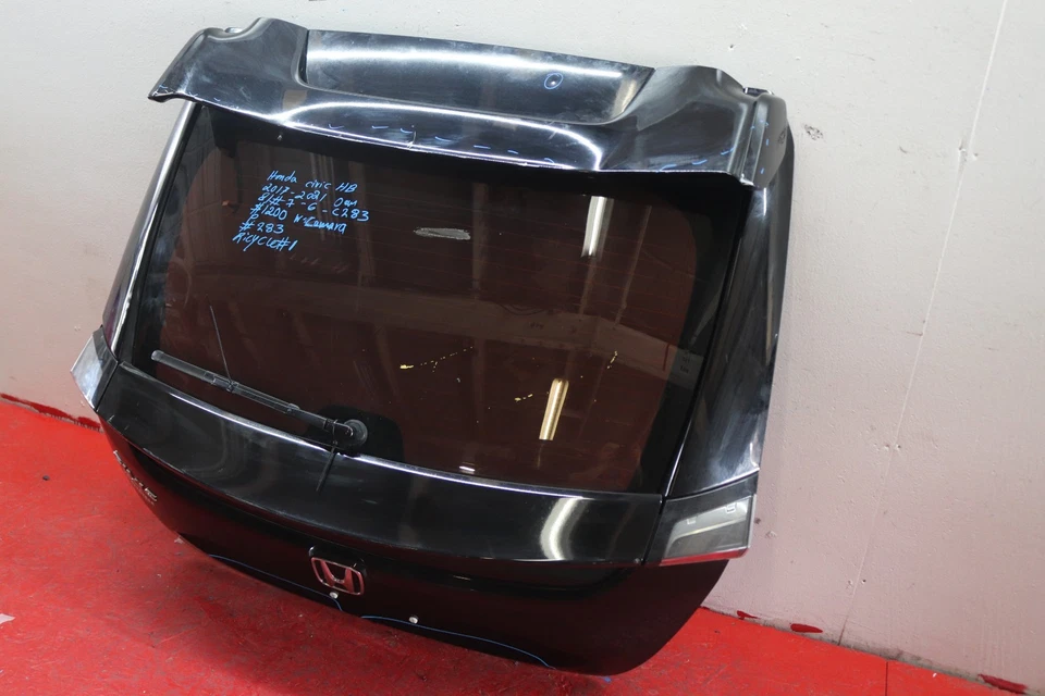 2017 2021 HONDA CIVIC HATCHBACK REAR LIFTGATE OEM WITH CAMERA Foto 4 de 4