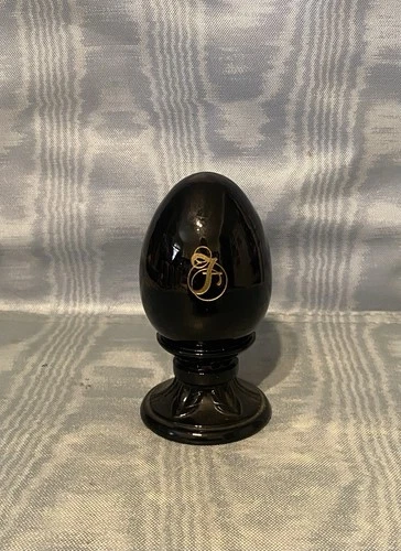 Vintage Rare Fenton  Black & FAGOA Egg Pedestal  Figurine     USA