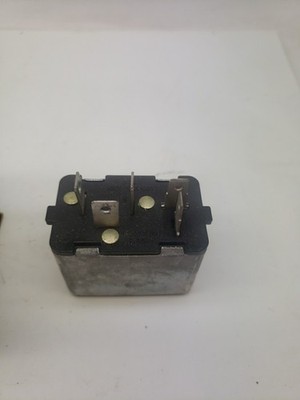 GM NOS 10014885 Rear Window Defroster Timer Relay