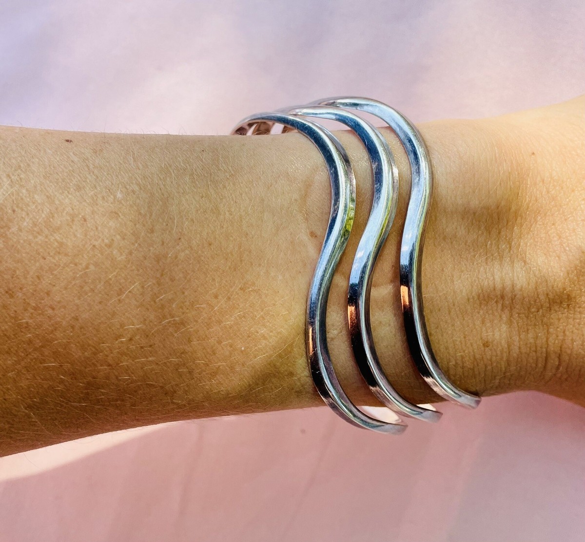 925 Taxco Mexico Sterling Silver Signed TT-06 Wavy Cuff Bracelet