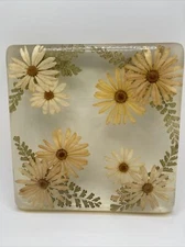 Mid century Modern Lucite Trivette With Floral Design MCM 7.75”