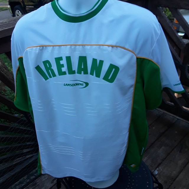 Official Lansdowne sz XL Ireland Rugby Green White Stripe Sport Jersey