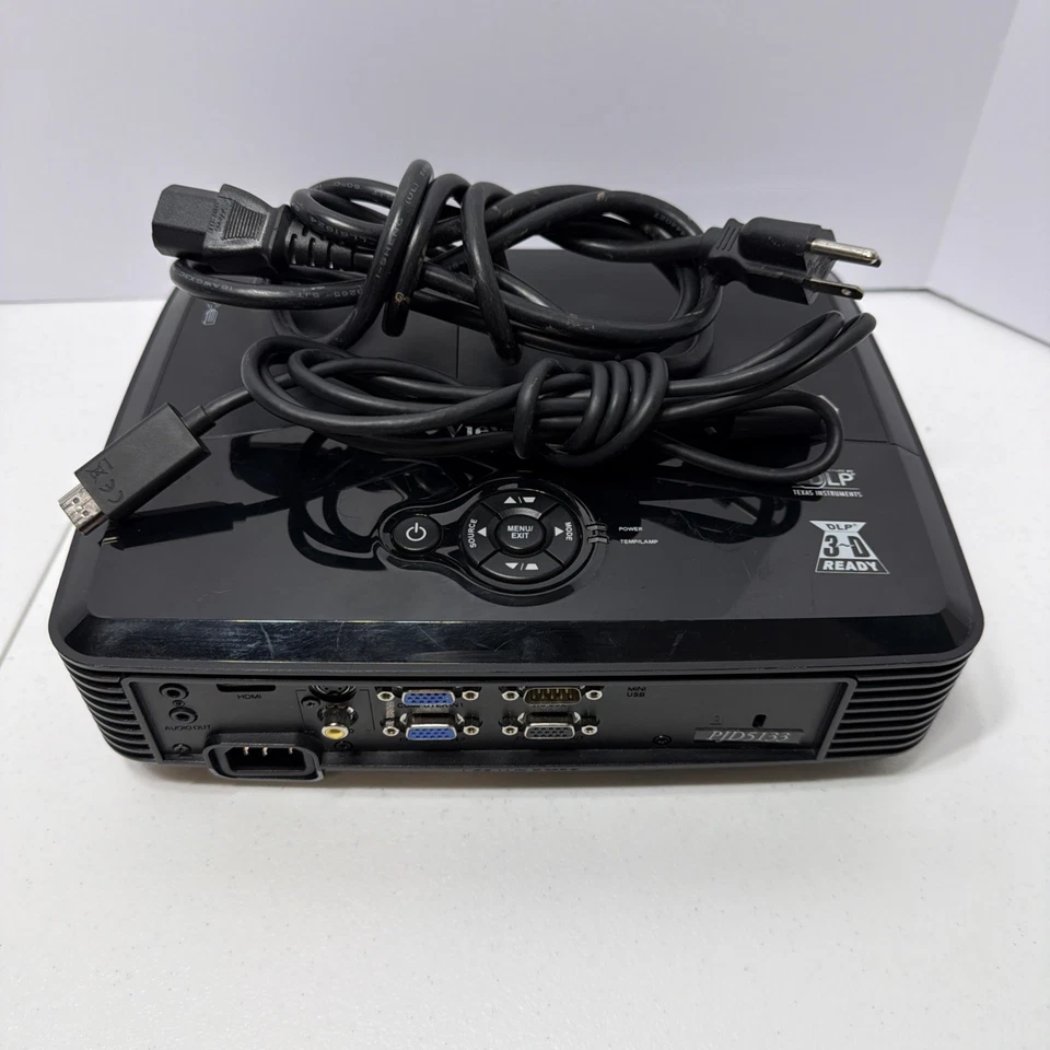 ViewSonic PJD5133 (VS14112) Full HD DLP Home Cinema Projector - No remote - Image 4 of 4