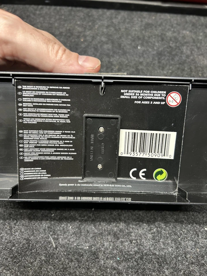 NewRay 1/32 Scale Diecast 50909 - Pontiac Firebird - Black - Image 3 of 4