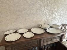 Servizio Piatti Da 12 Vintage Motivo Floreale Profilati Oro