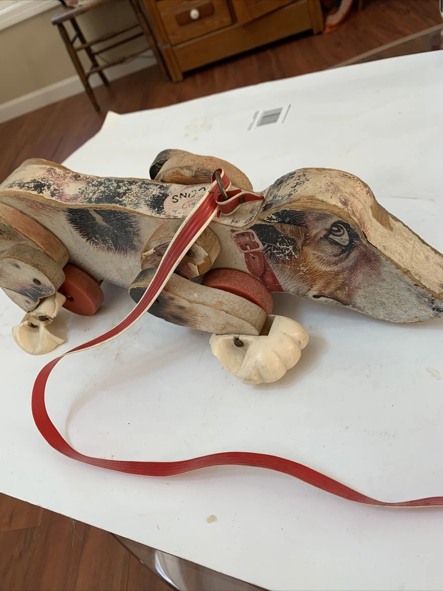 Vintage 1961 Fisher Price Wooden Large Snoopy Beagle Dog Clicking Pull Toy 181