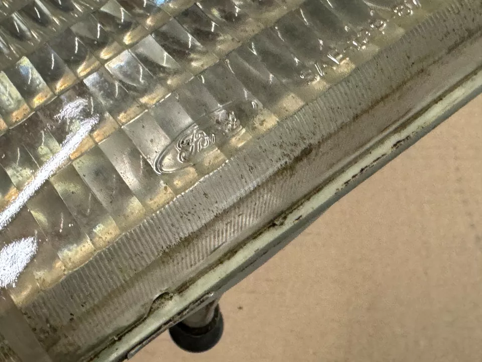 Faros internos de fábrica 87-93 Ford Mustang señal de giro lado del pasajero OEM GT Foto 3 de 4