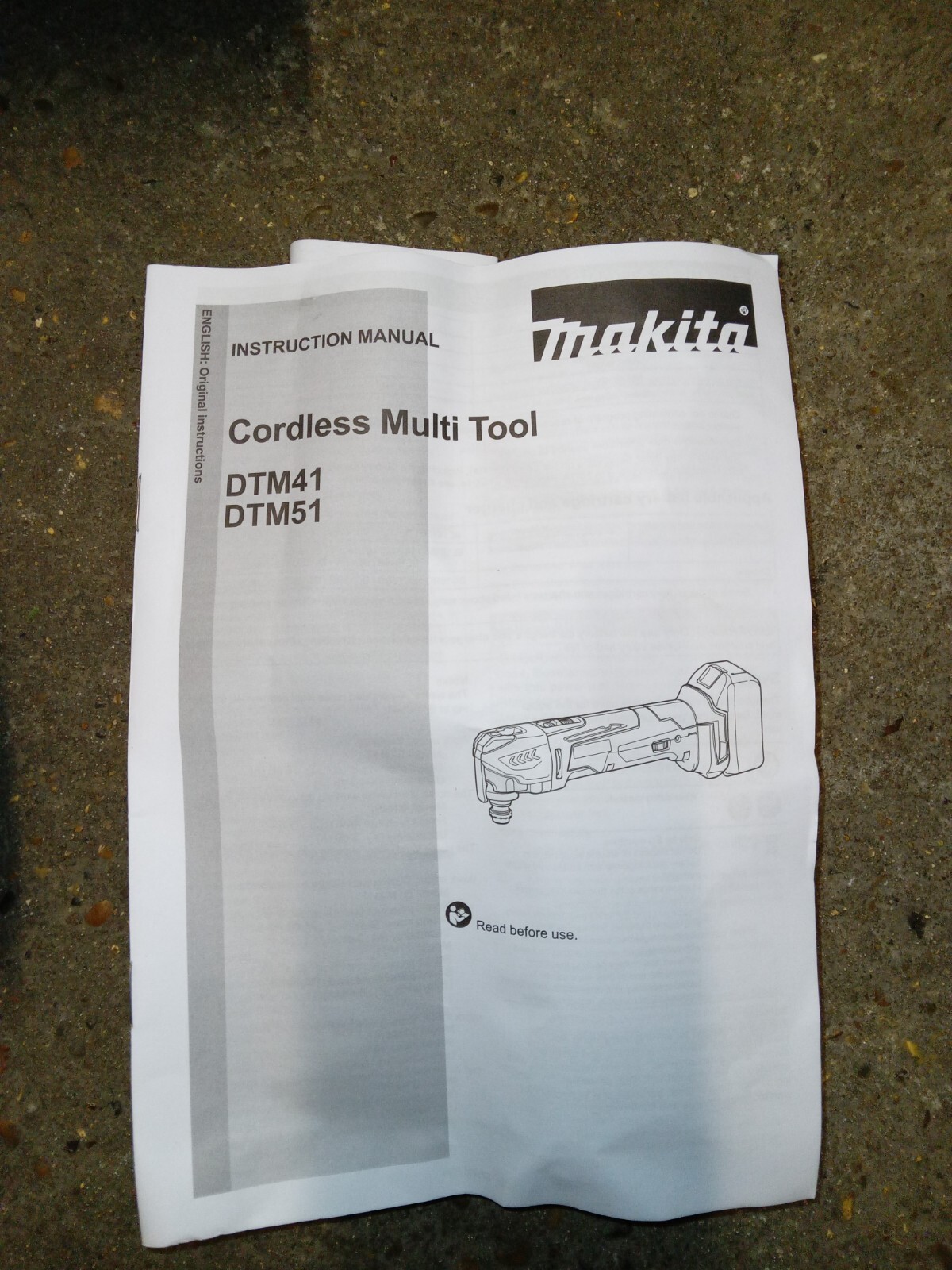 Makita DTM51Z MultiTool, 18v brand new + 3ah battery + multi tool