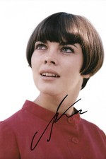 Mireille Mathieu Autogramm signed 20x30 cm Bild