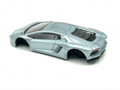 Loose Hot Wheels Premium Lamborghini Aventador (silver) - *DONOR