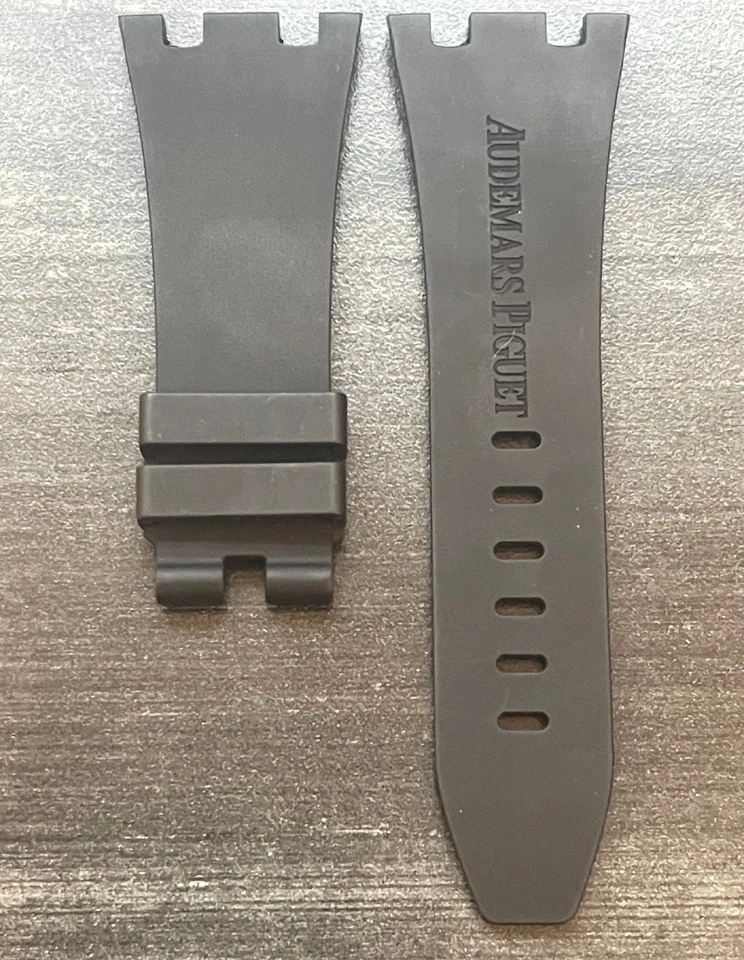 AUDEMARS PIGUET Black Rubber Tang Strap 28/20MM for Royal Oak Offshore Watch - Image 2 of 3