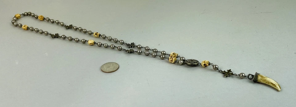 Collar Love Heals Calaveras Dijes Metal Boho Festival Rave Collar Hombre Ardiente Foto 4 de 4