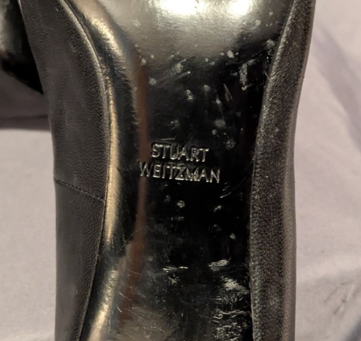 Ladies 11 B Stewart Weitzman Black Leather Pumps 