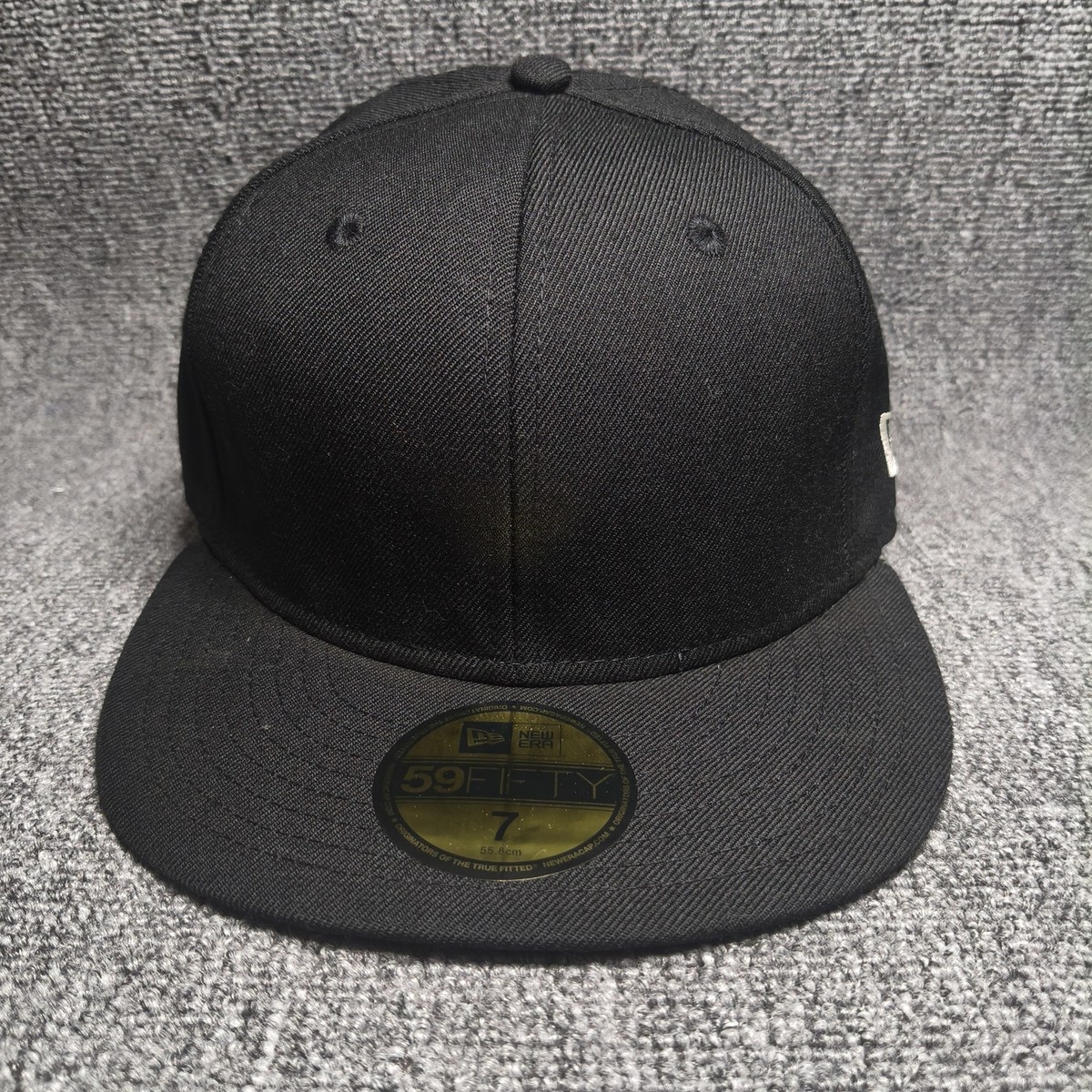 New Era 59FIFTY Blank Fitted Cap Black Flat Brim Size 7