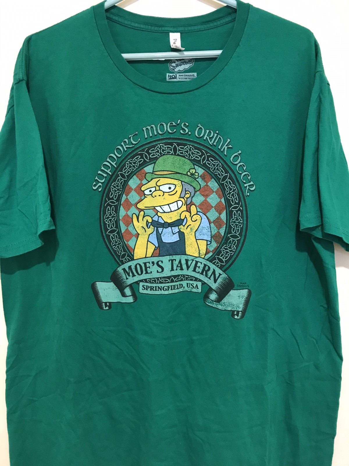 The Simpsons Support Moe's Tavern Drink Beer  XL T-Shirt Green St. Patrick's