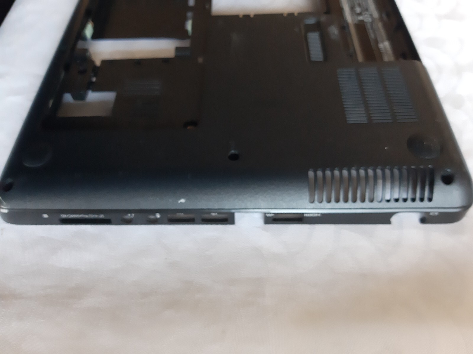 Plasturgie Inférieur basse pour Sony SVE151G13M - eBay