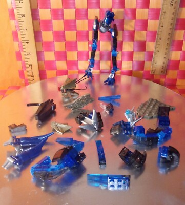 Building Blocks Action Figure, vtg, assembly required, collectible, 6 1/2'' tall