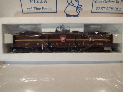 BROADWAY LIMITED 6368 PENNSYLVANIA  GG1 #4907  TUSCAN /BROAD  STRIPE PARAGON 3