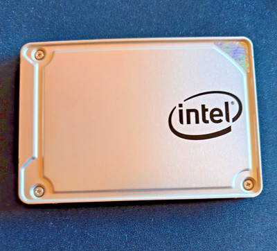 Intel SSD 545S Series 128GB SSDSC2KW128G8 6Gb/s 2.5'' SATA