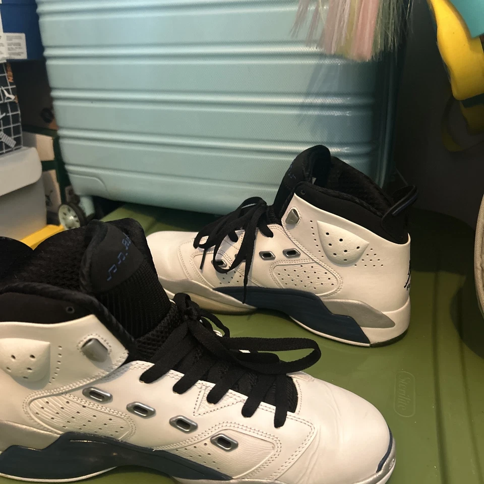 Talla 10 - Jordan 6-17-23 Blanco Azul Universitario Foto 2 de 4