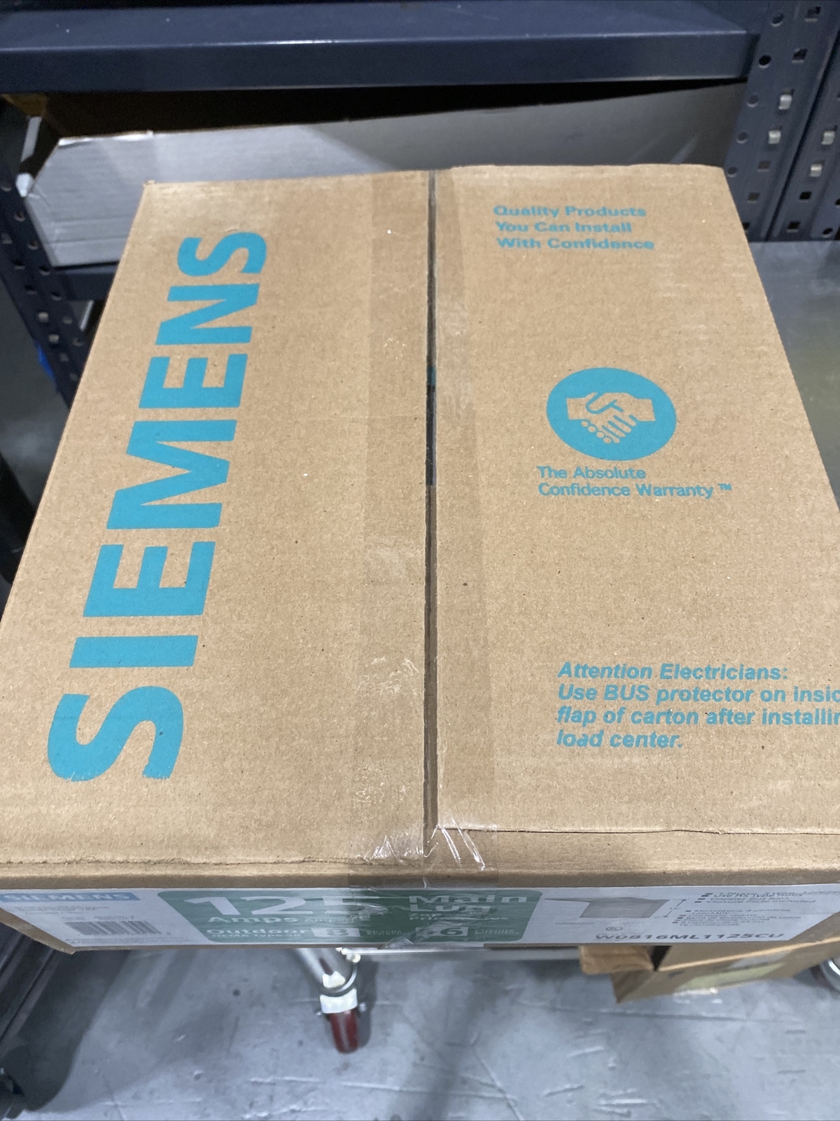 Panneau Disjoncteur Encastré Siemens 125A 120-240V - 8 Espaces, 16 Circuits - Neuf