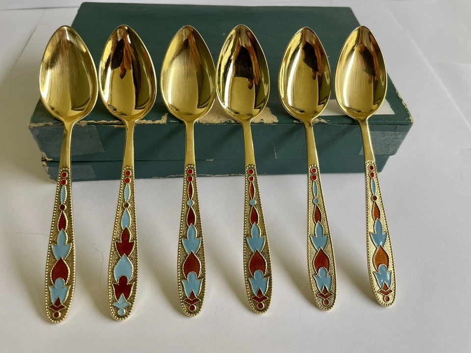 Cuchara de plata esmaltada vintage taza rusa cuenco salero huevo Kofsh taza de plata Foto 2 de 4