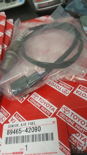8946542090 тойота rav4