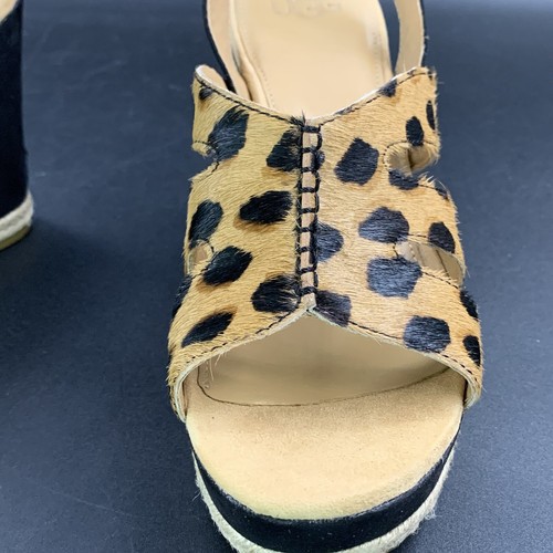 UGG CAREENA PLATFORM ESPADRILLE WEDGE SANDAL JAGUAR PRINT COW HAIR WOMENS US 7 - Picture 14 of 18