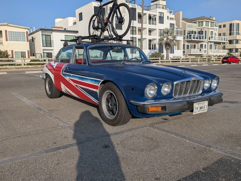 Jaguar XJ6 1976 Foto 2 de 4