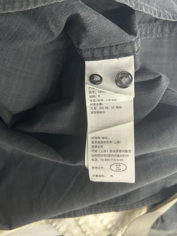 Abercrombie & Fitch Stretch Super Slim Men's BlackBand Collar Shirt, Size S. 2H - Image 4 of 4