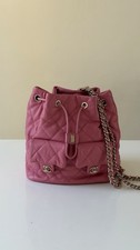 CHANEL drawstring backpack with pockets in quilted lambskin + Receipt