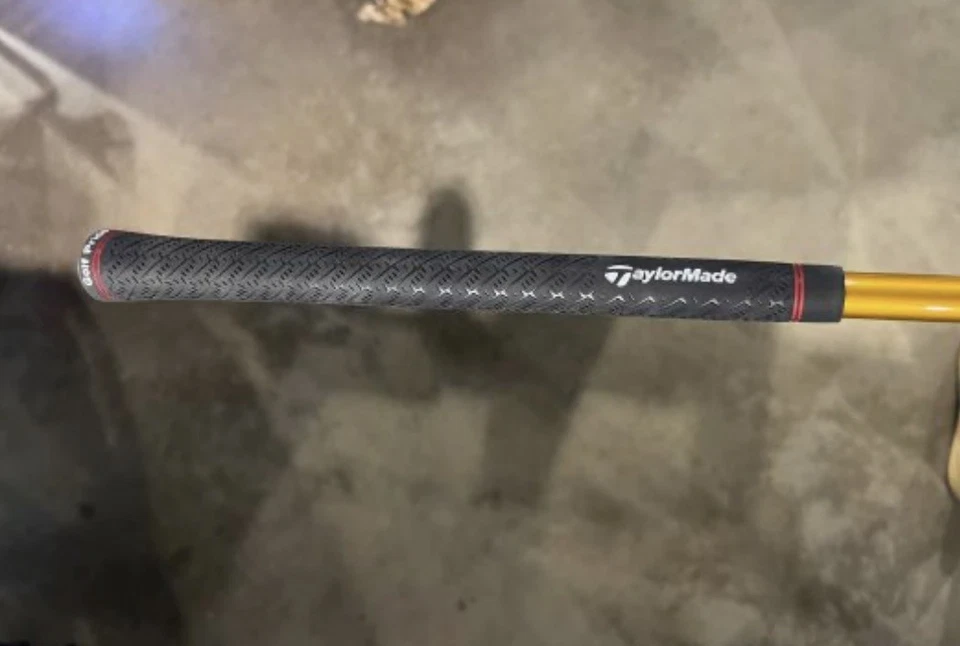 Taylormade R7 Quad Mini Driver- Right-Handed, 11.5" Reg Shaft - Brand New - Image 4 of 4